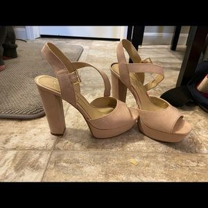 Jessica Simpson Priella Platform Sandal